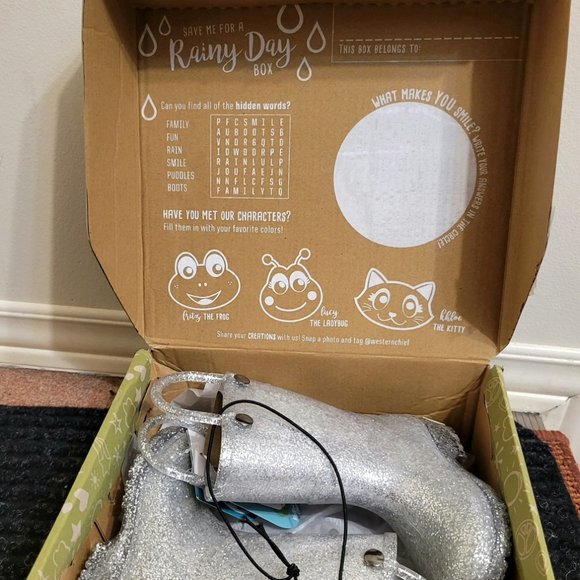 Kids Glitter Rain Boot - Western Chief SILVER, size 5 toddler - Picture 2 of 6